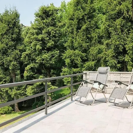 Daire Garden And Lake View